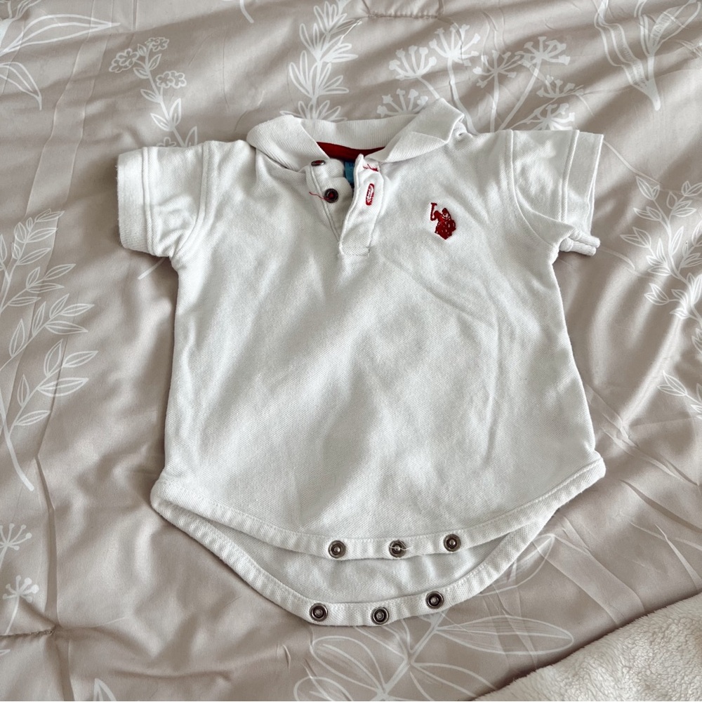 polo collared onesie ❤️